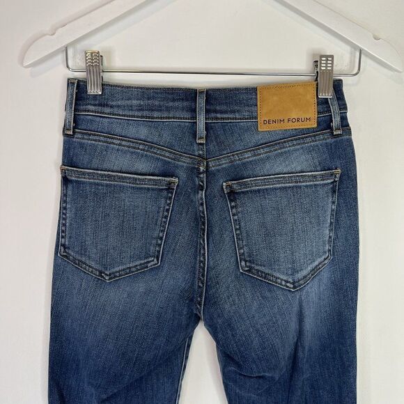 Aritzia Denim Forum The Nico Mid Rise Skinny Crop Released Hem Jeans - Picture 5 of 8